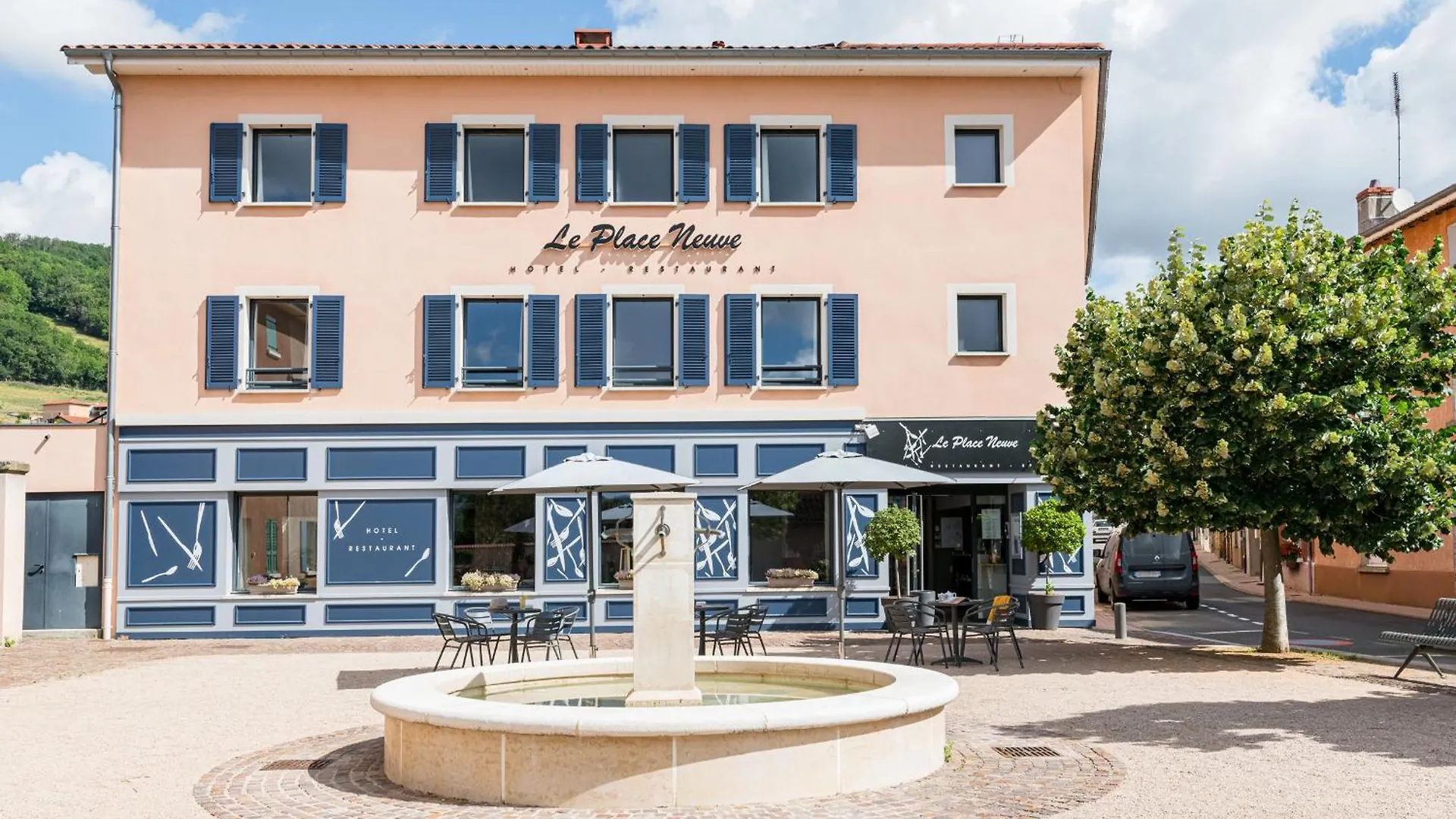 *** Hotel Le Place Neuve Brullioles Frankrijk